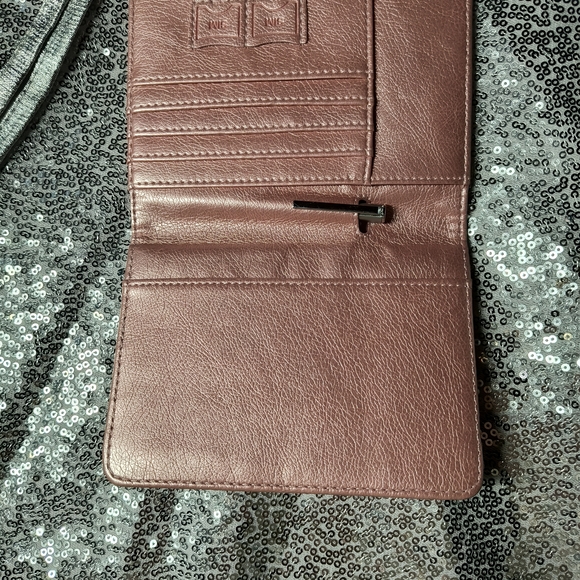 Pink Passport Holder Pretty In Pink 💞 - Picture 2 of 4